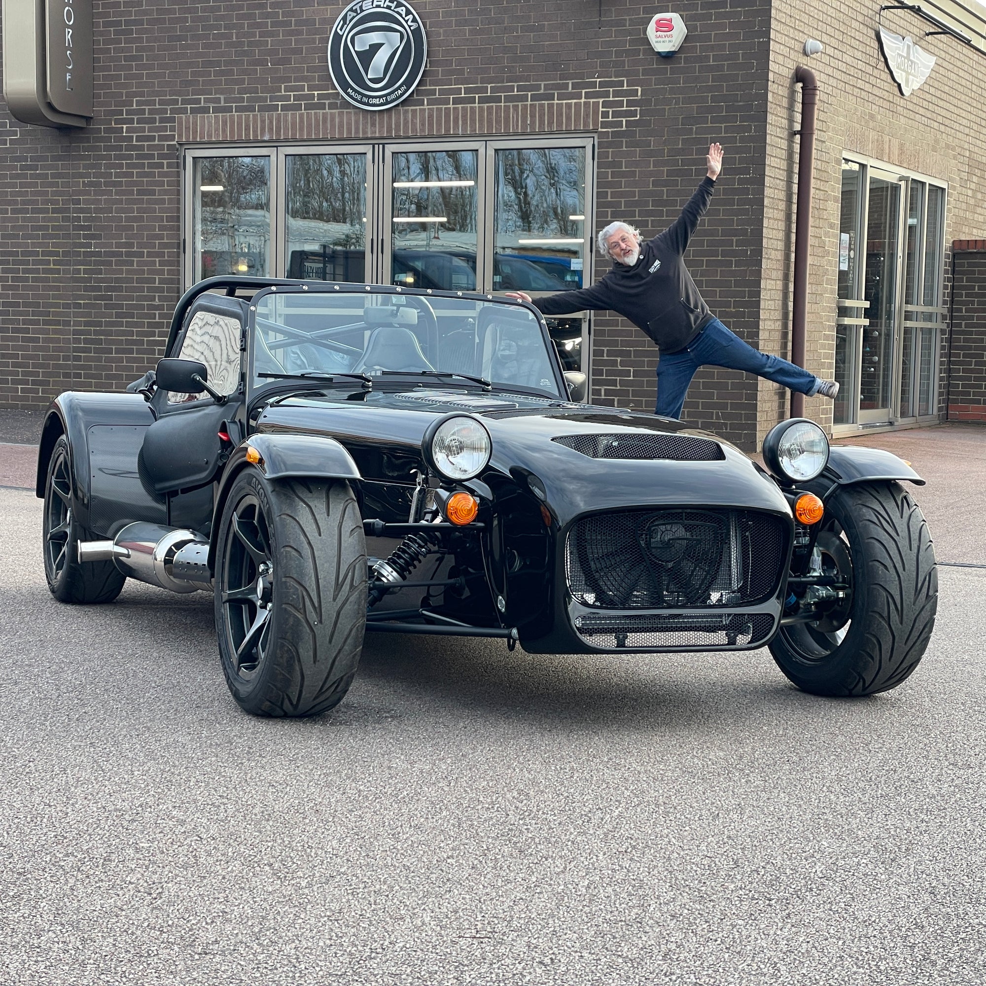 BRAND NEW UNREGISTERED CATERHAM SEVEN 420R - GRAVITY BLACK WITH BLACK