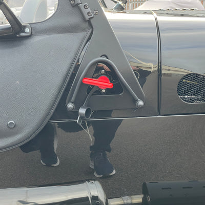 BRAND NEW UNREGISTERED CATERHAM SEVEN 420R - GRAVITY BLACK WITH BLACK