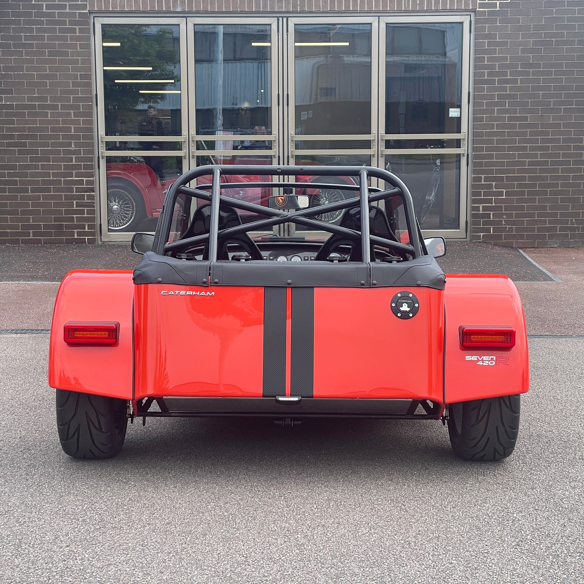 CATERHAM SEVEN 420R SV - ARANCIO ARGOS WITH BLACK