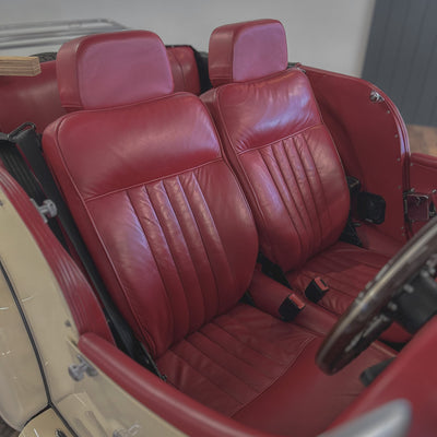 Morgan 4/4 4 seater - Royal Ivory