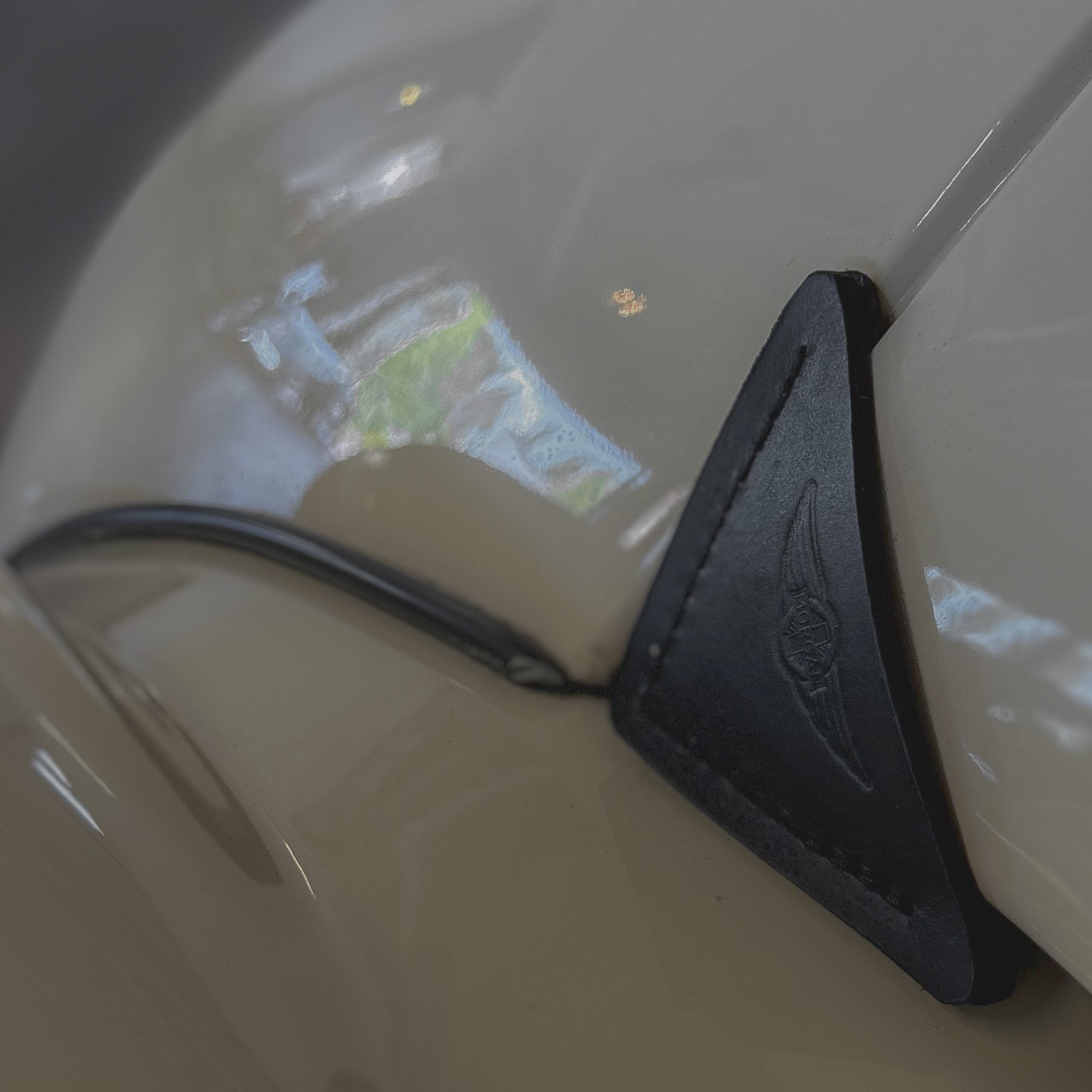 Morgan 4/4 4 seater - Royal Ivory