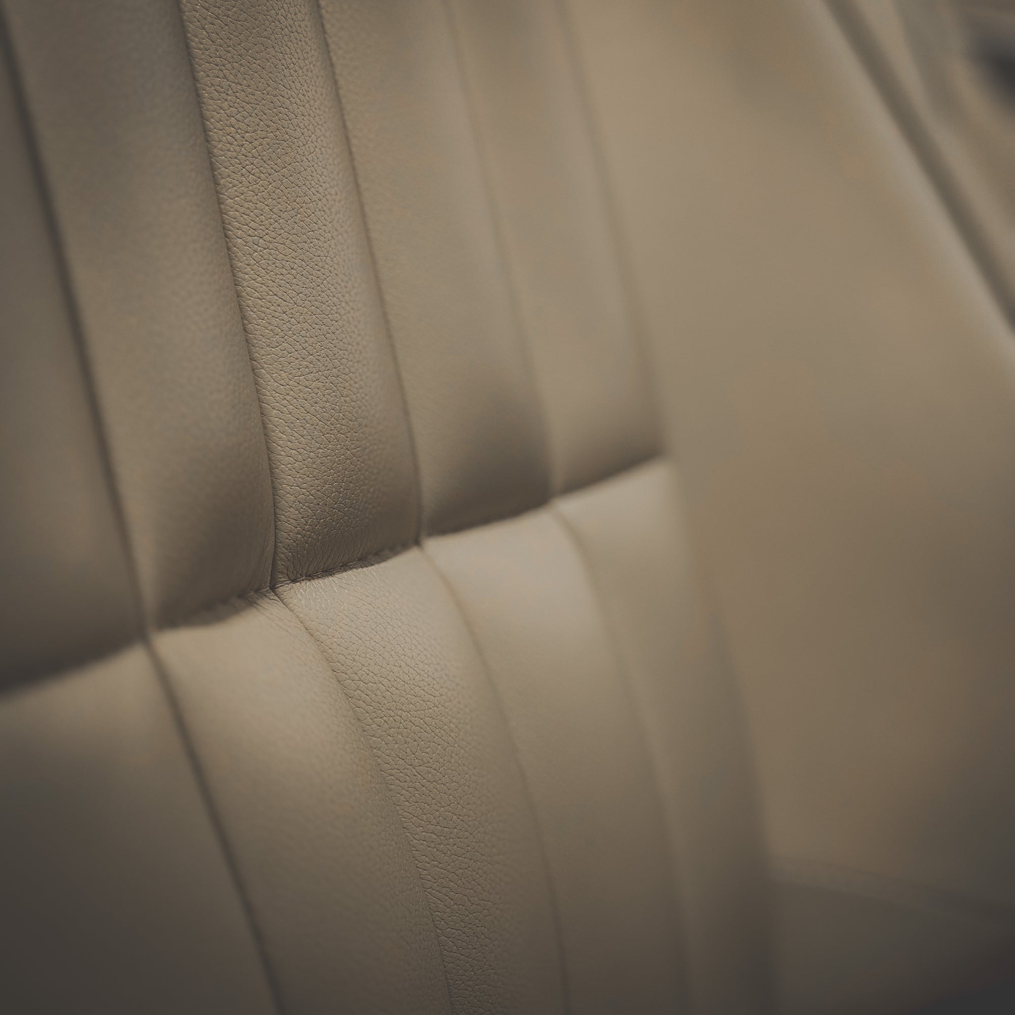 Morgan 4/4 80th Anniversary - 80th Anniversary Saxe Blue