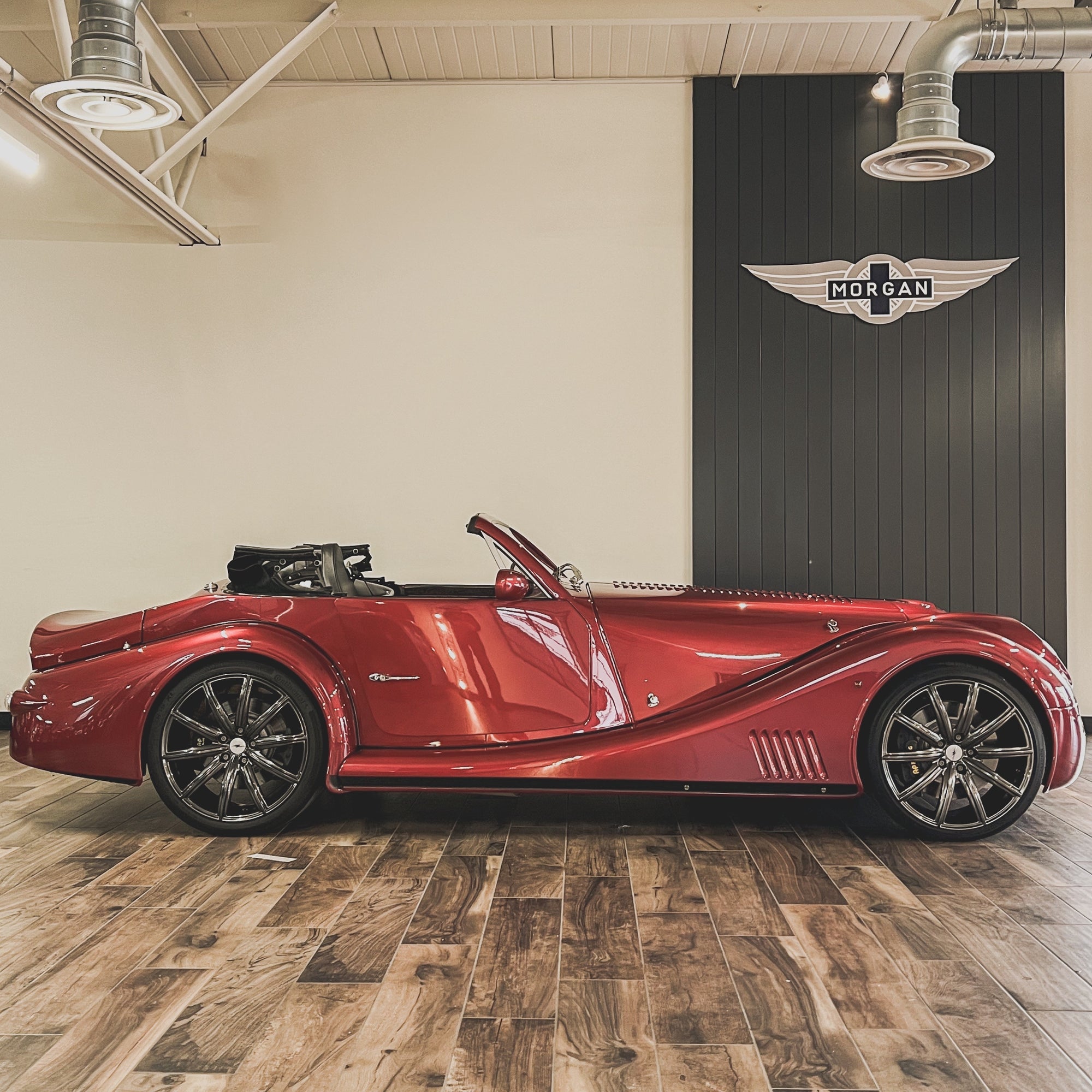 Morgan MK 3 Aero 8 - Crimson Chrome