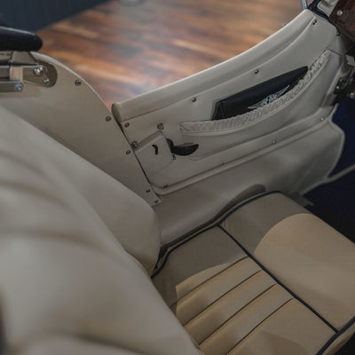 SOLD - Morgan Plus 4 Ford 2.0 duratech - Ferrari Midnight Blue