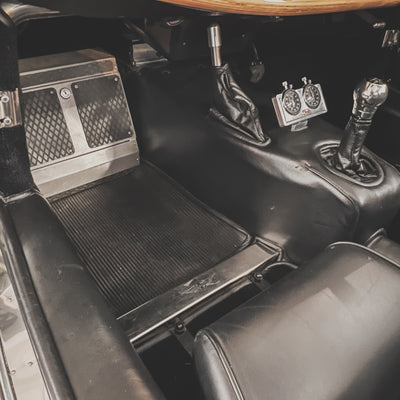 Morgan Plus 4 Super Sport No. 55 of 62 - Morgan old English white Interior