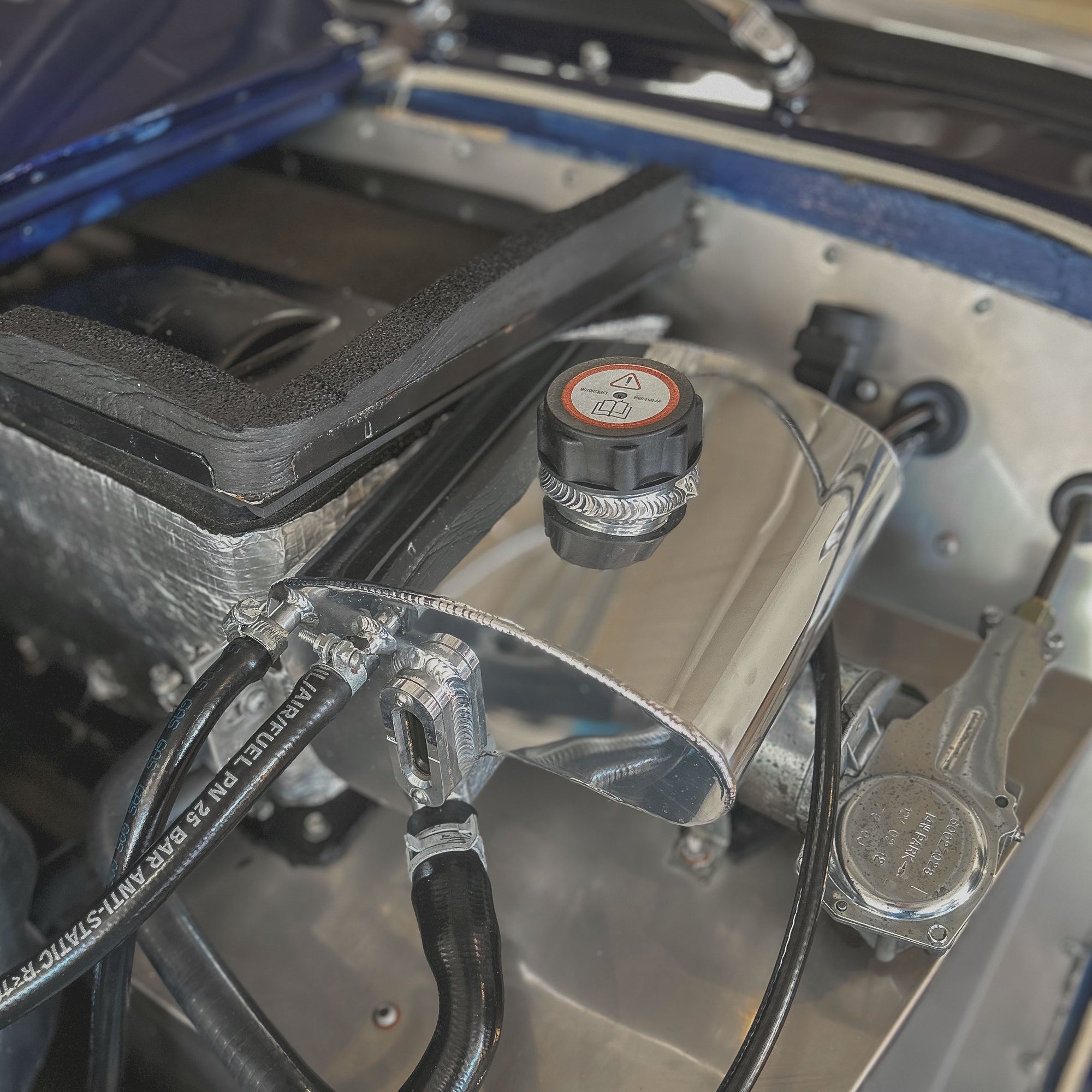 Morgan Plus 4 Ford 2.0 Twin Cam 16V - Midnight Blue Metallic