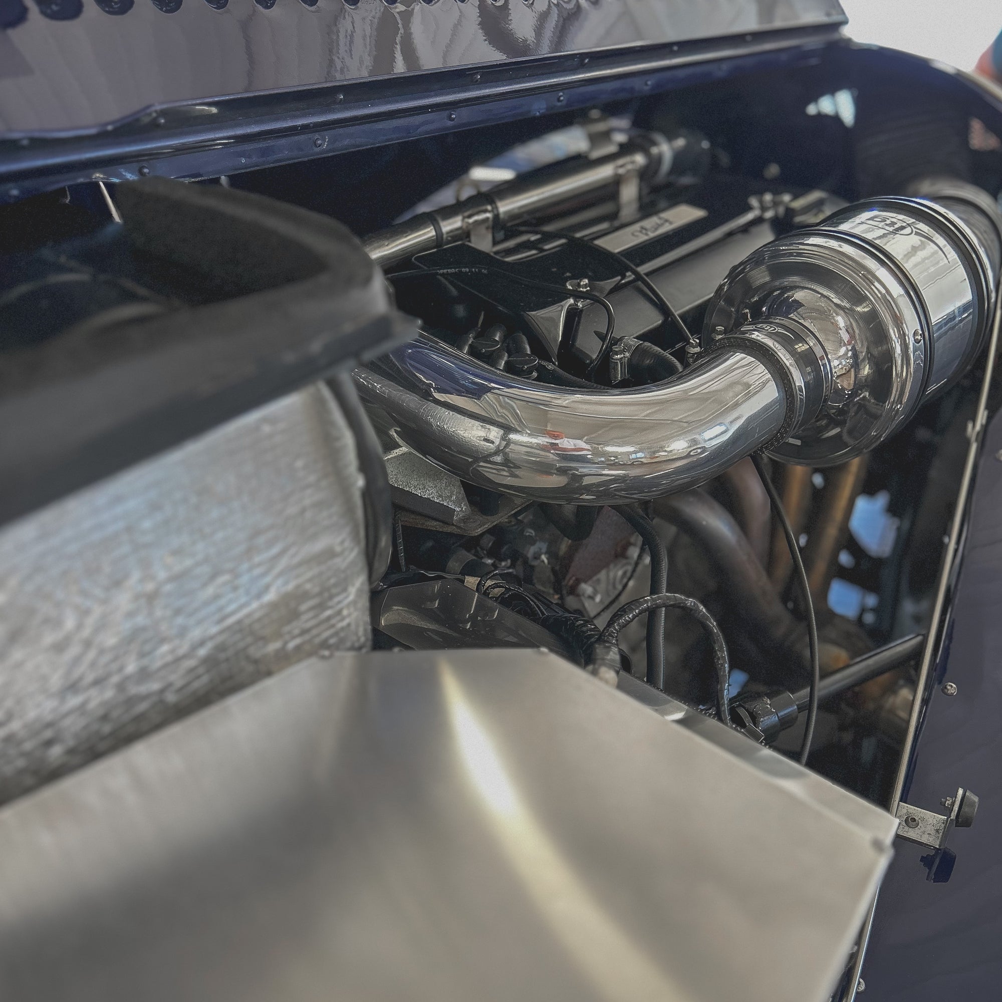 Morgan Plus 4 Ford 2.0 Twin Cam 16V - Midnight Blue Metallic