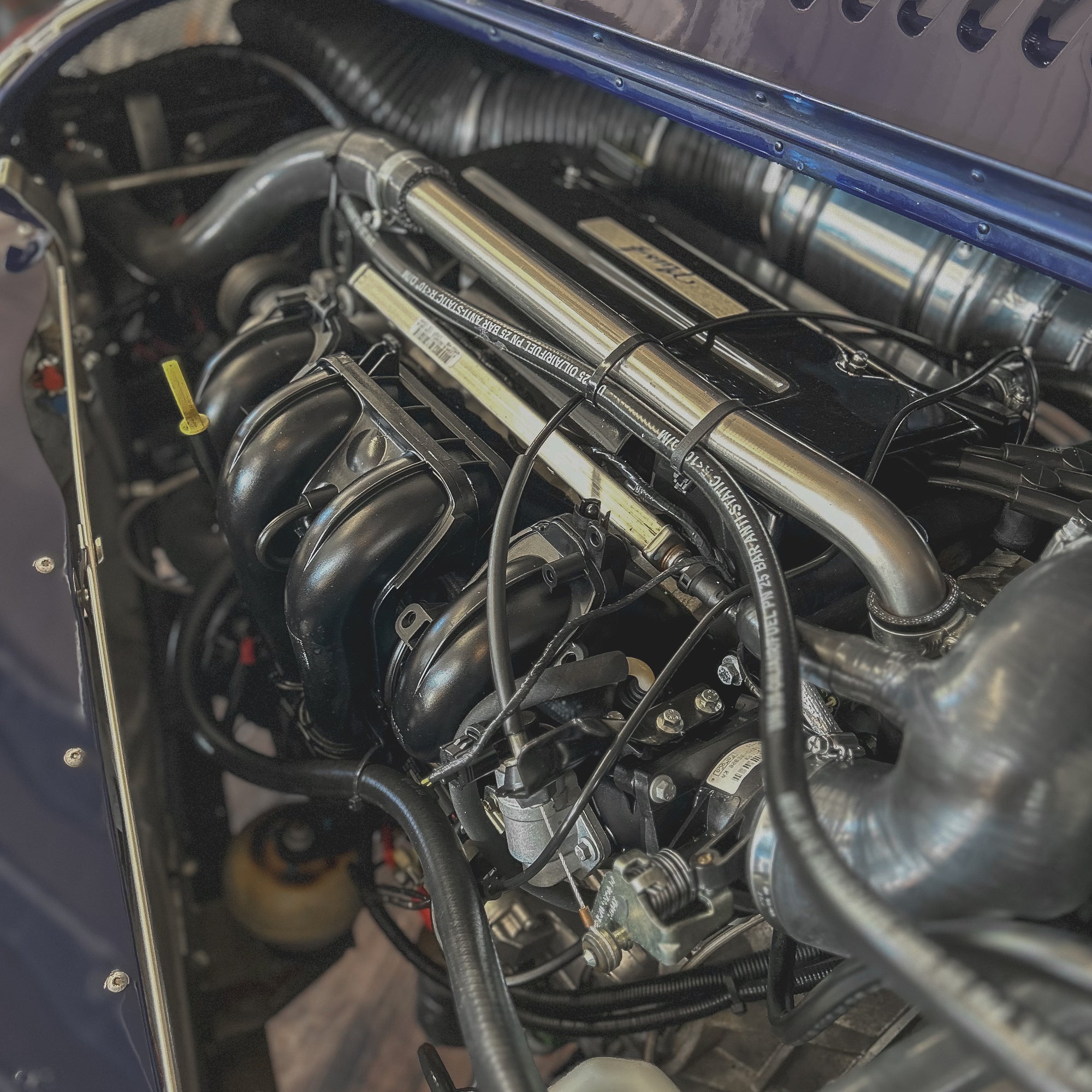 Morgan Plus 4 Ford 2.0 Twin Cam 16V - Midnight Blue Metallic