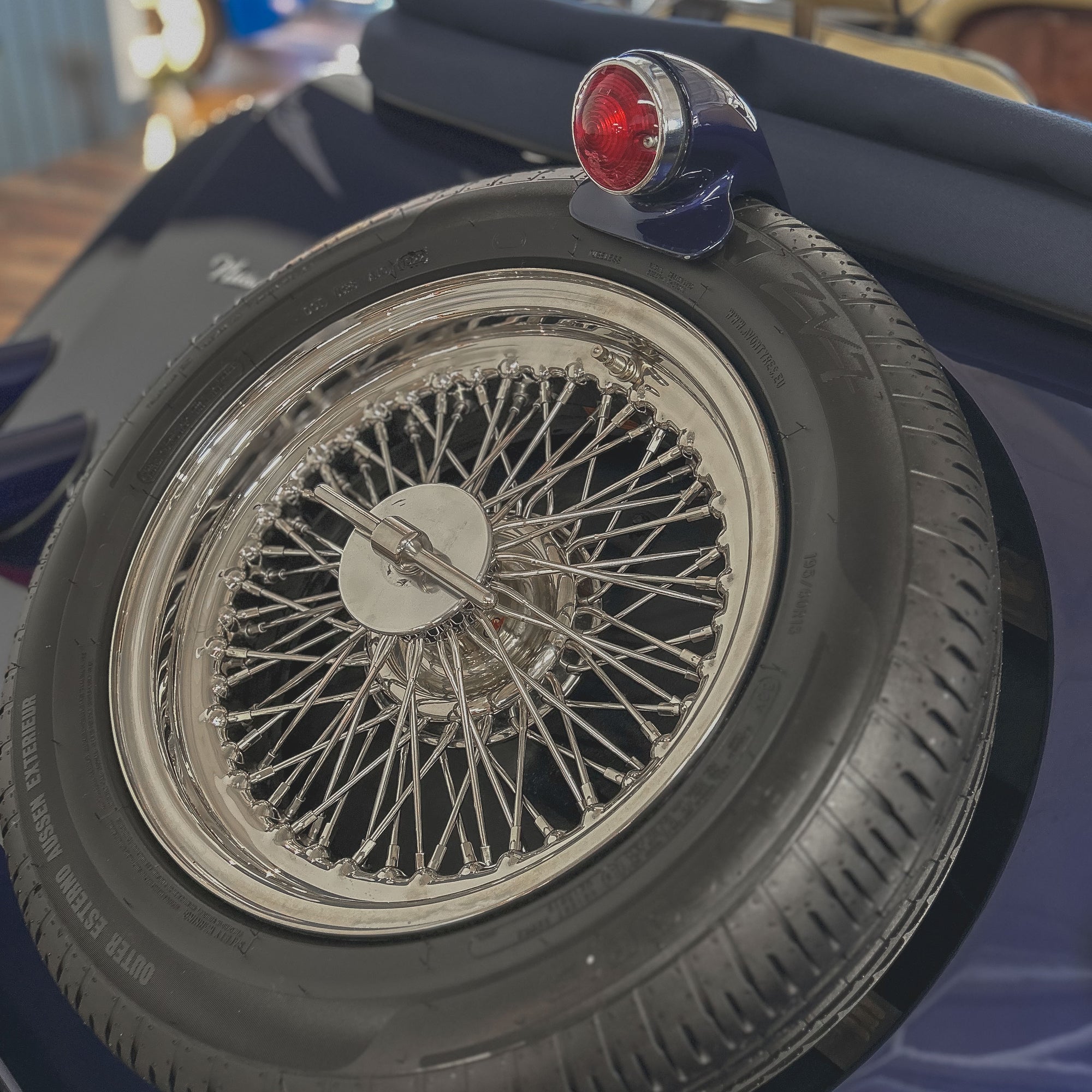 Morgan Plus 4 Ford 2.0 Twin Cam 16V - Midnight Blue Metallic