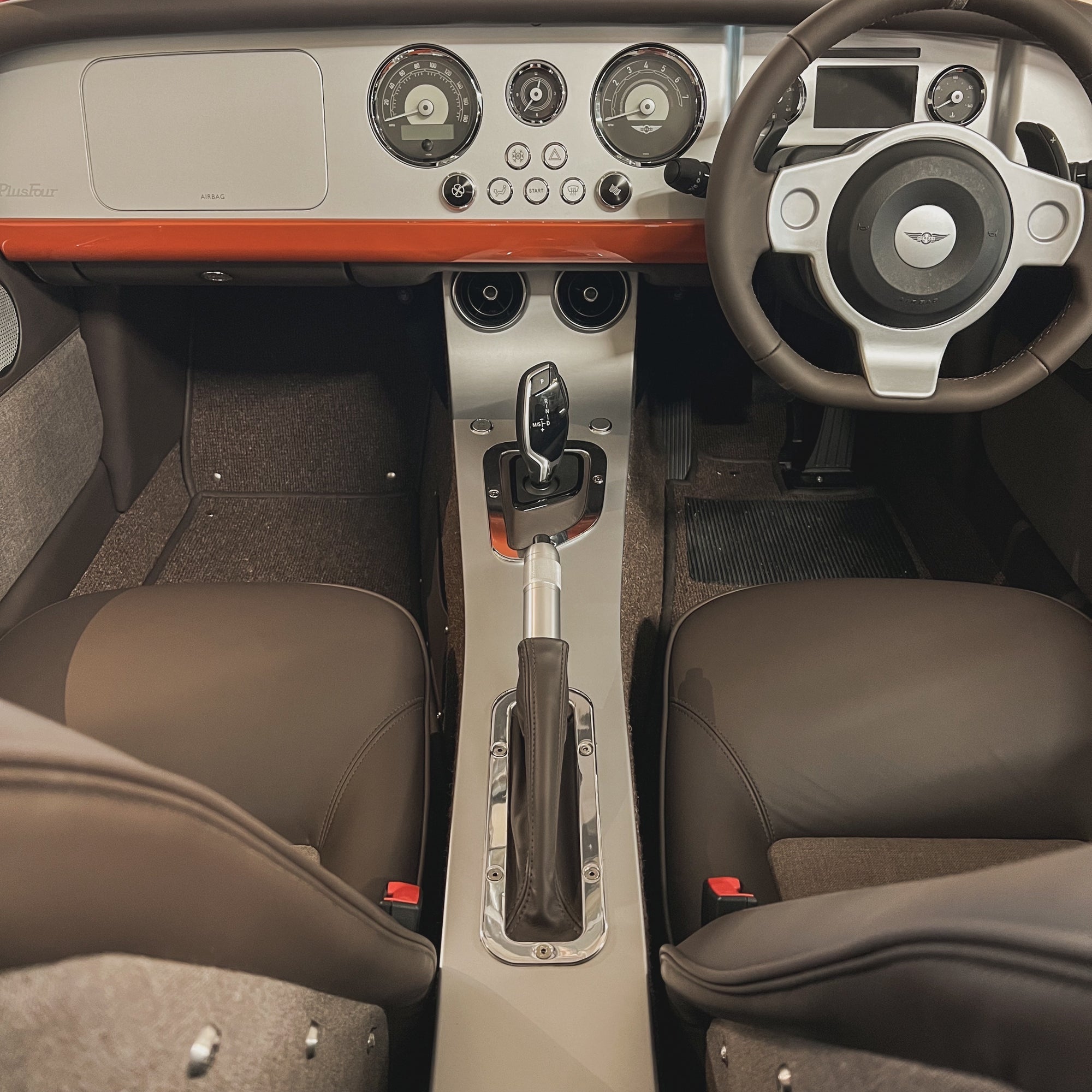 Morgan Plus Four 2.0 Auto - Plus Four 2.0 Auto