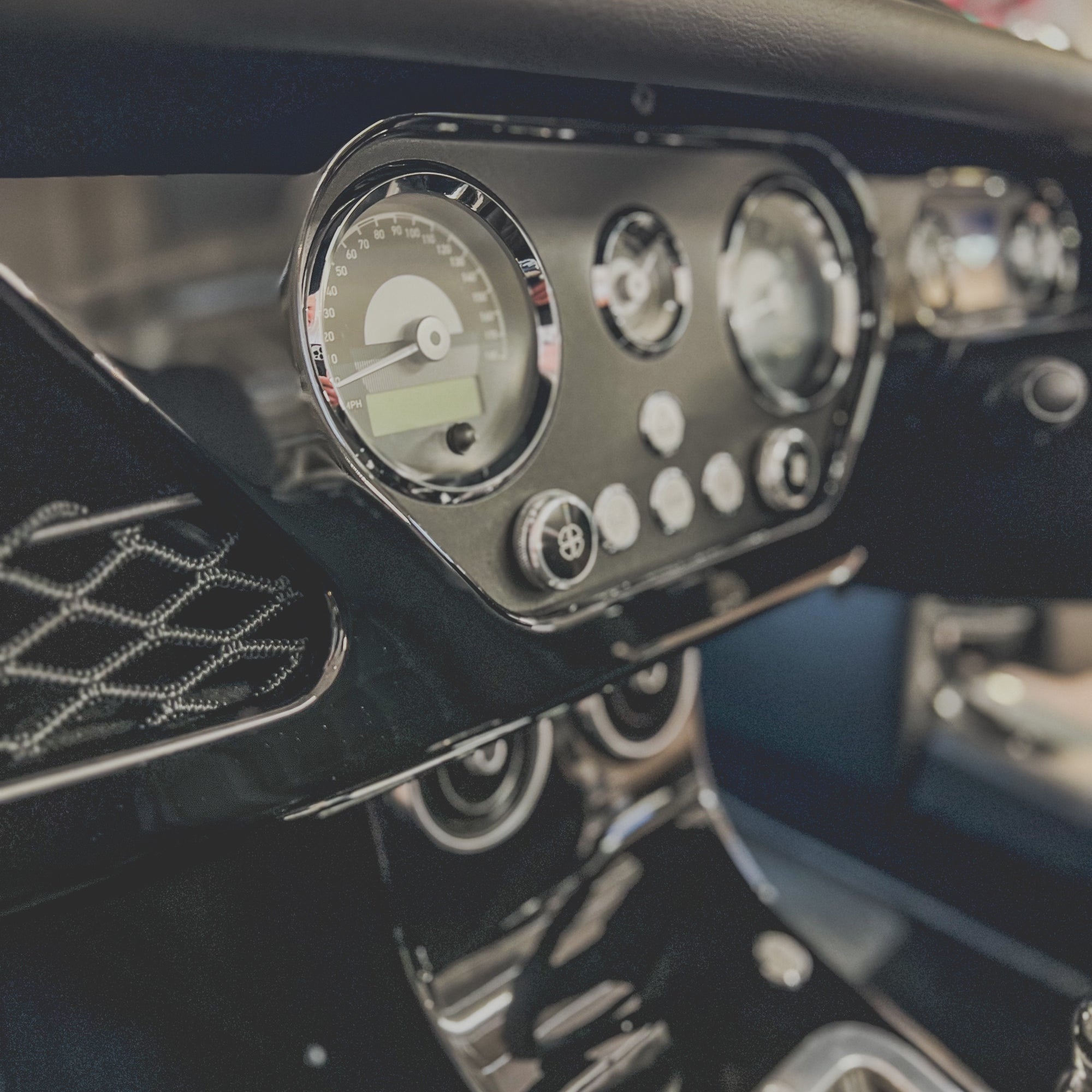 Morgan Plus Four WRP4 - Dove Grey