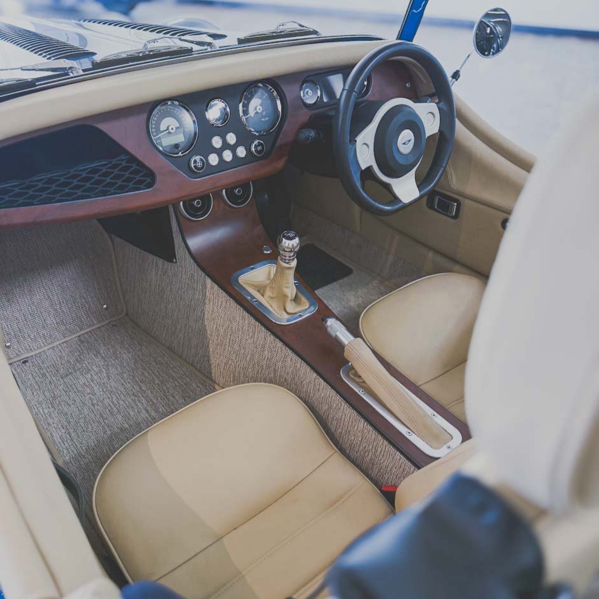 Morgan Plus Four - Lagoon Blue