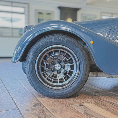 Morgan Plus Four Man - Vintage Dark Grey