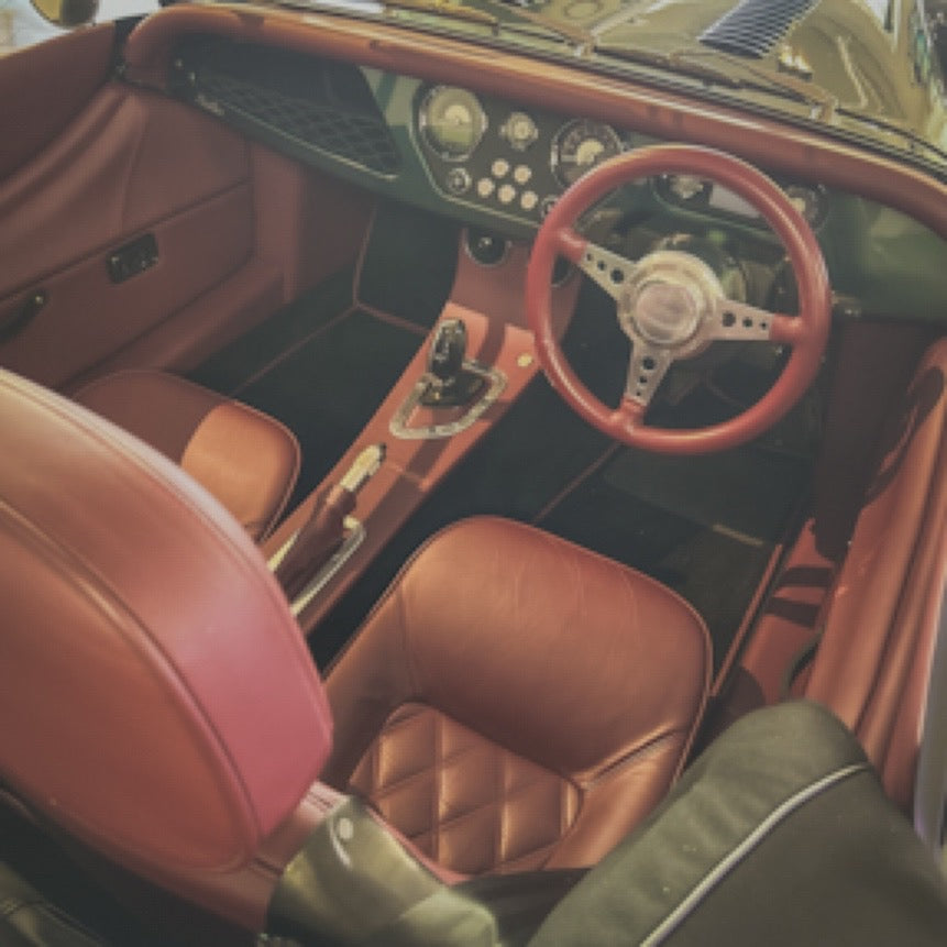 Morgan Plus Six - Porsche Aventurine Green