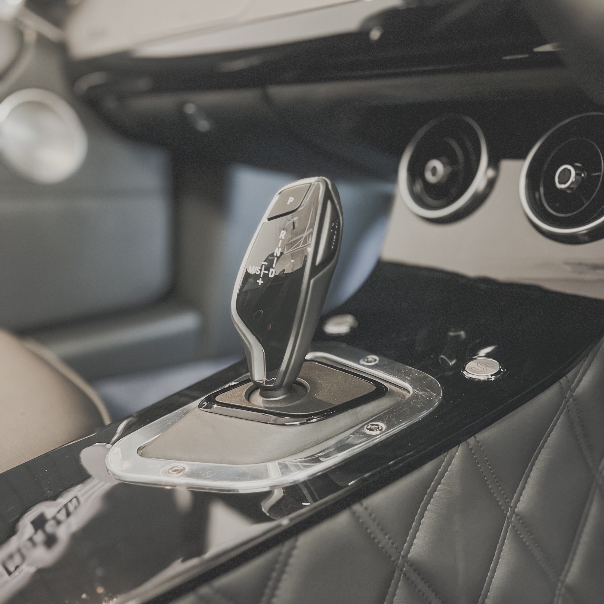 Morgan Plus Six - Tungsten Satin Matallic