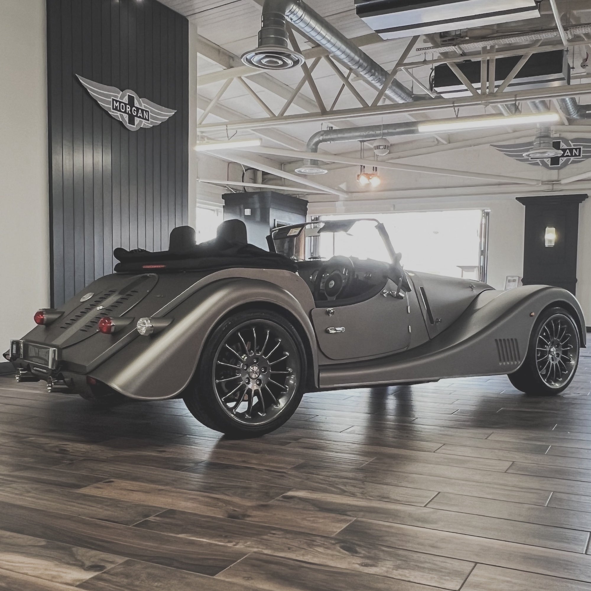 Morgan Plus Six - Tungsten Satin Matallic