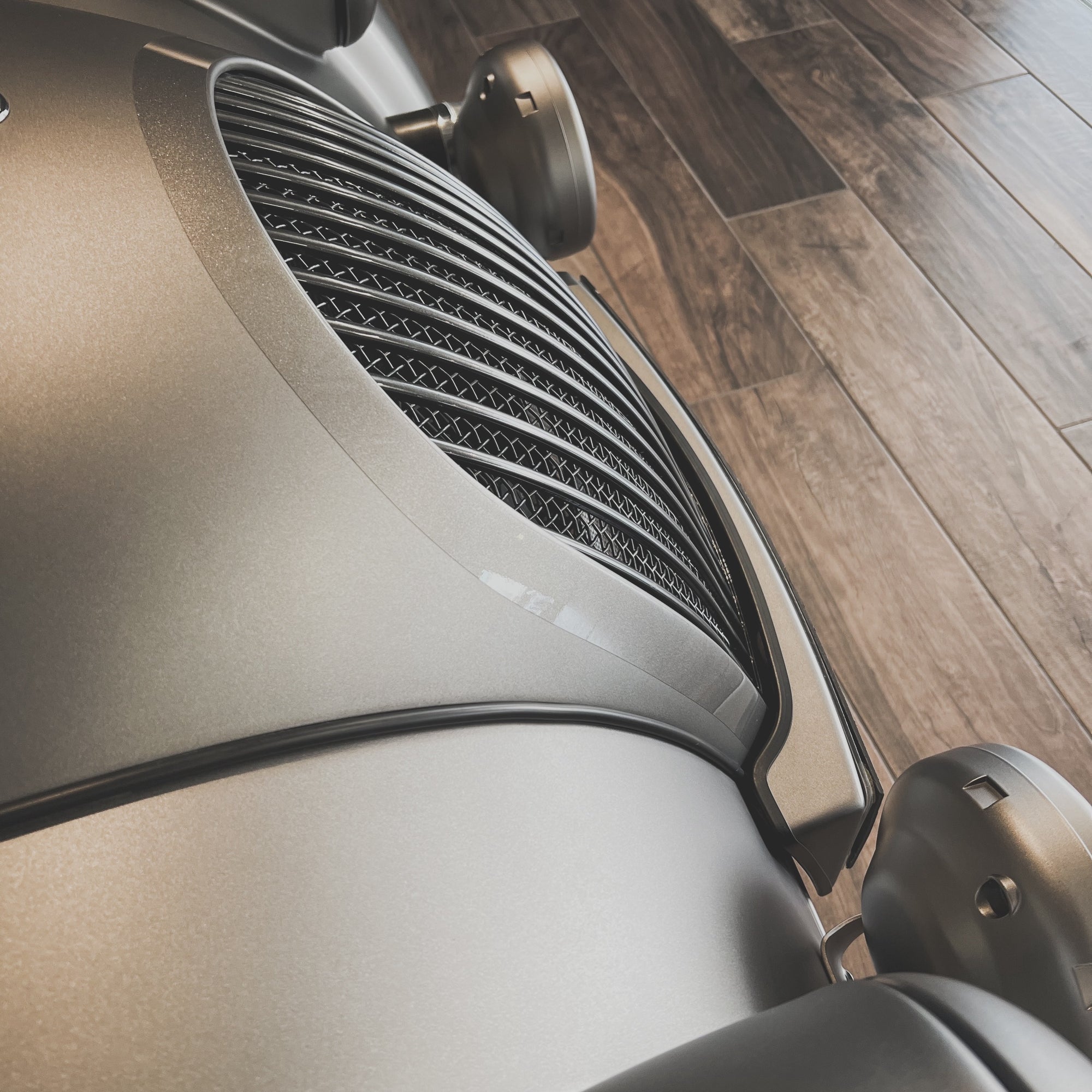 Morgan Plus Six - Tungsten Satin Matallic