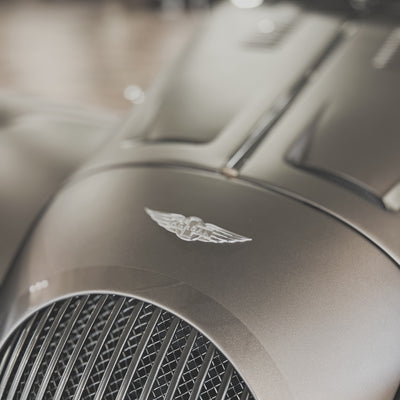 Morgan Plus Six - Shark Skin Satin Met