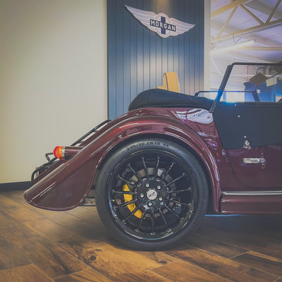 Morgan Plus Six - Bentley Cricket Ball