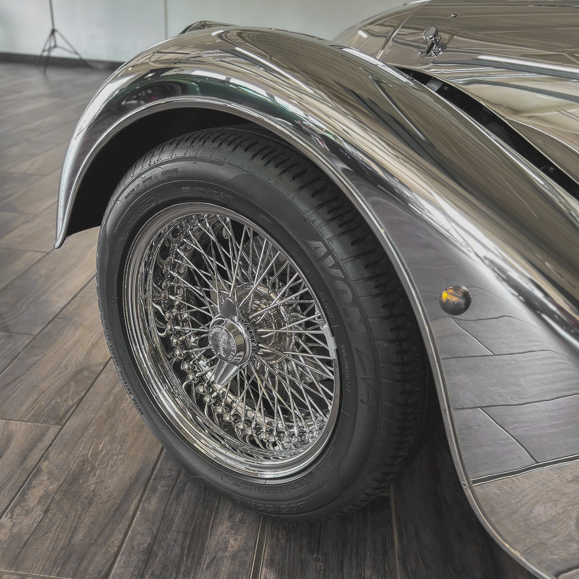 Morgan Roadster 3.7 V6 110 Edition - Hand polished Aluminium body
