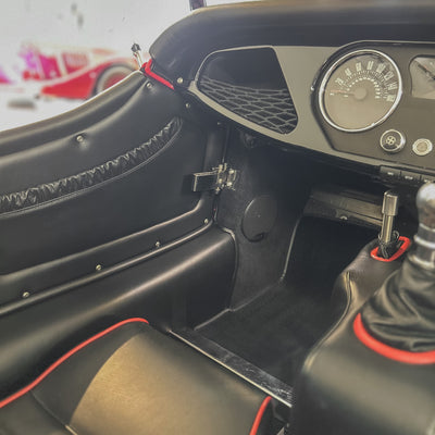 Morgan Roadster 3.7 V6 110 Edition - Morgan Sport Red