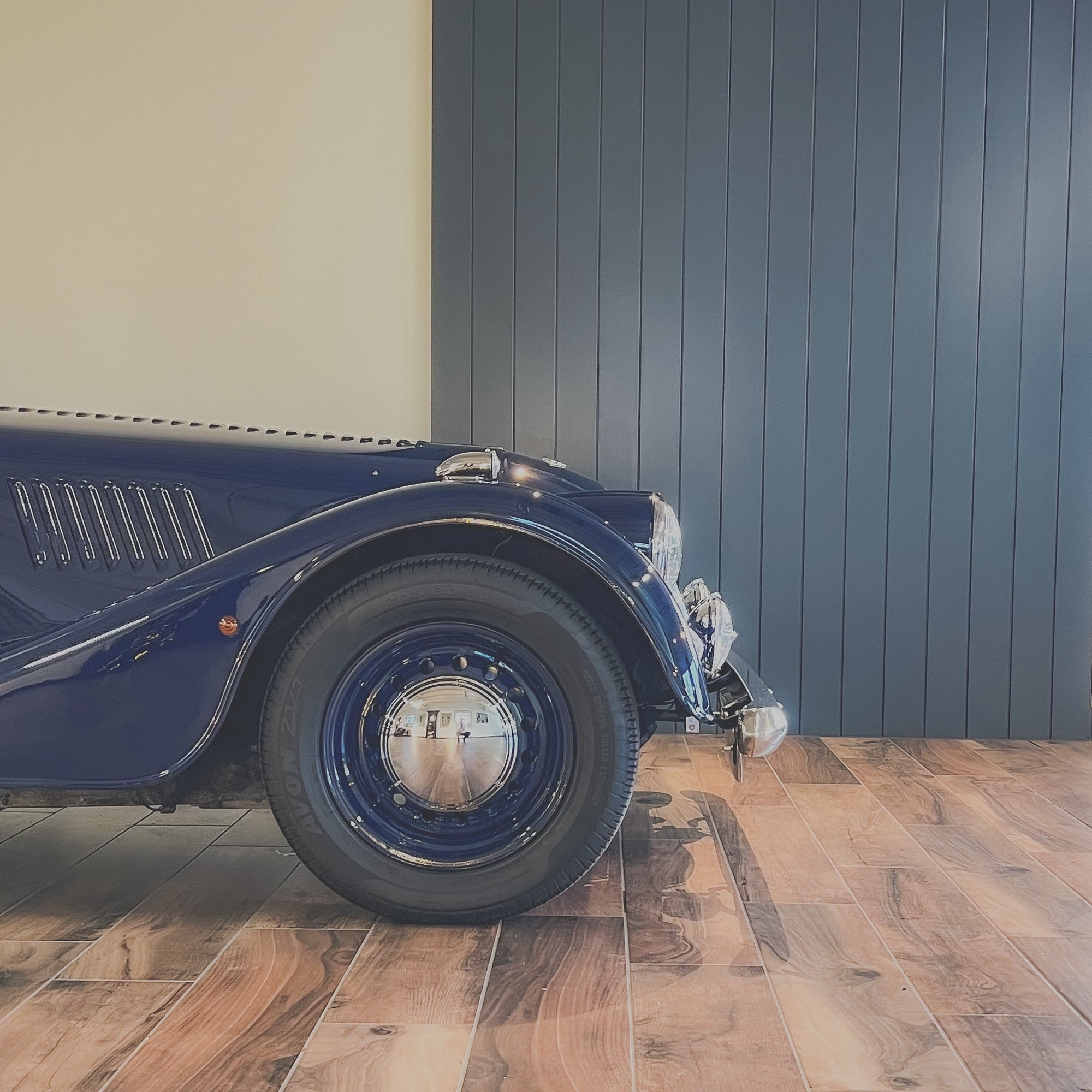 Morgan Roadster 3.0 - Morgan Indigo Blue