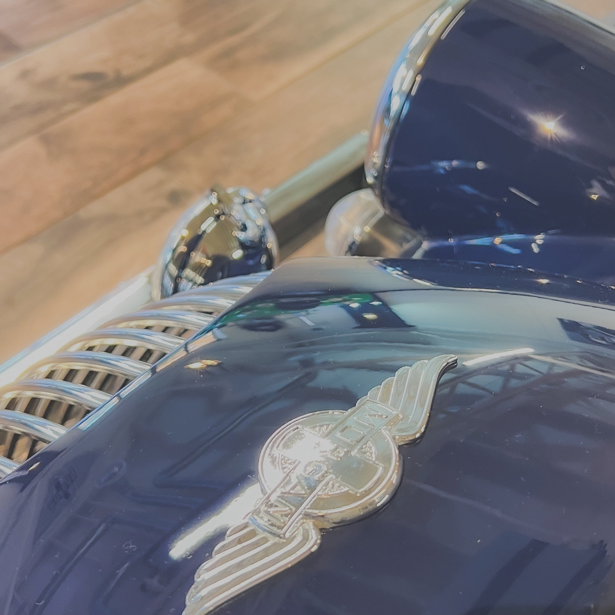 Morgan Roadster 3.0 - Morgan Indigo Blue