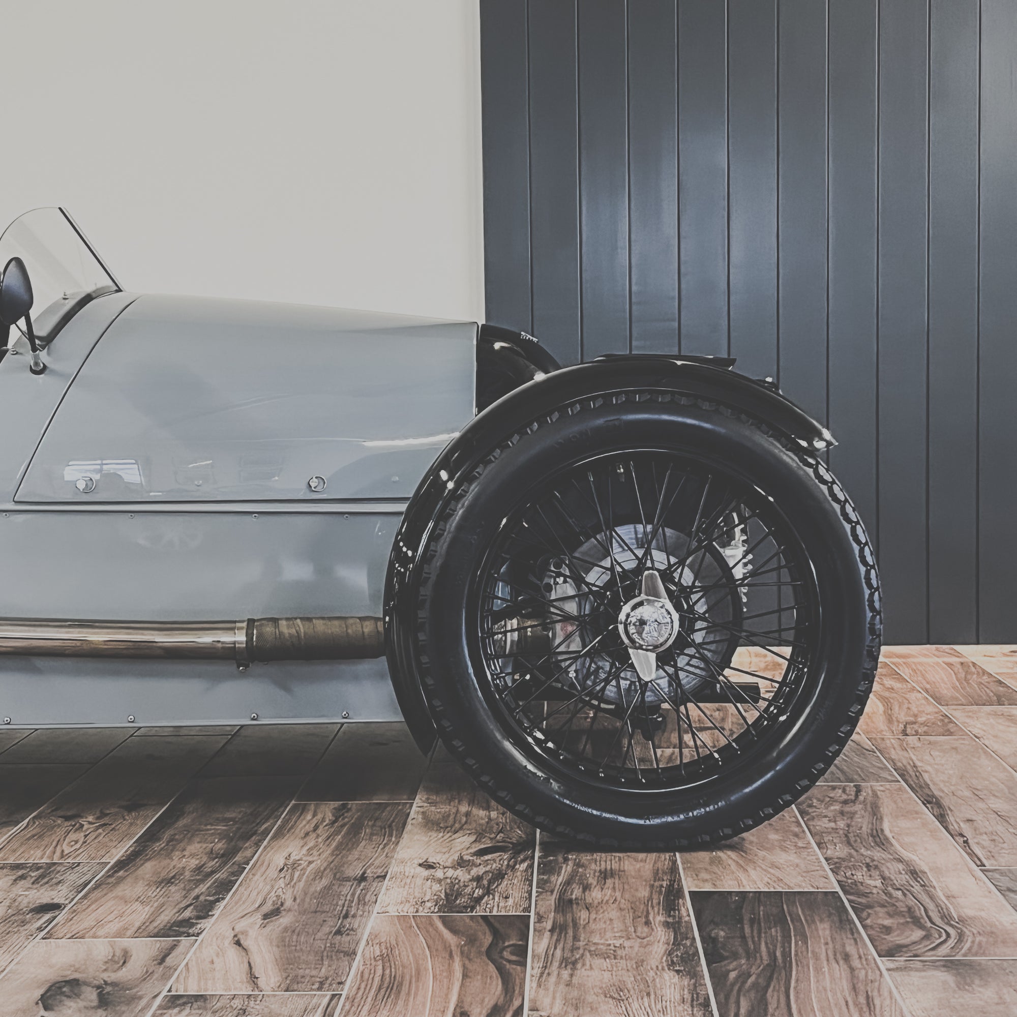 Morgan 3 Wheeler - Dove Grey