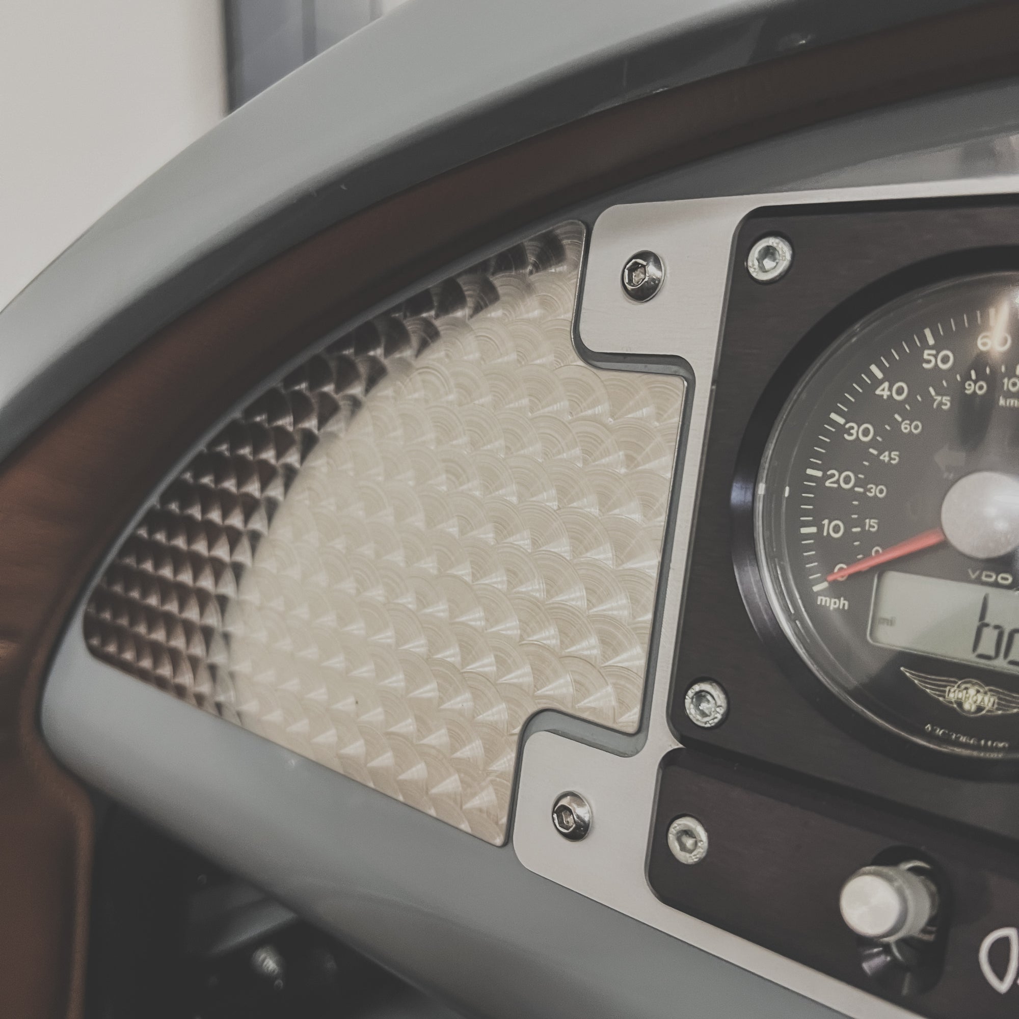 Morgan 3 Wheeler - Dove Grey