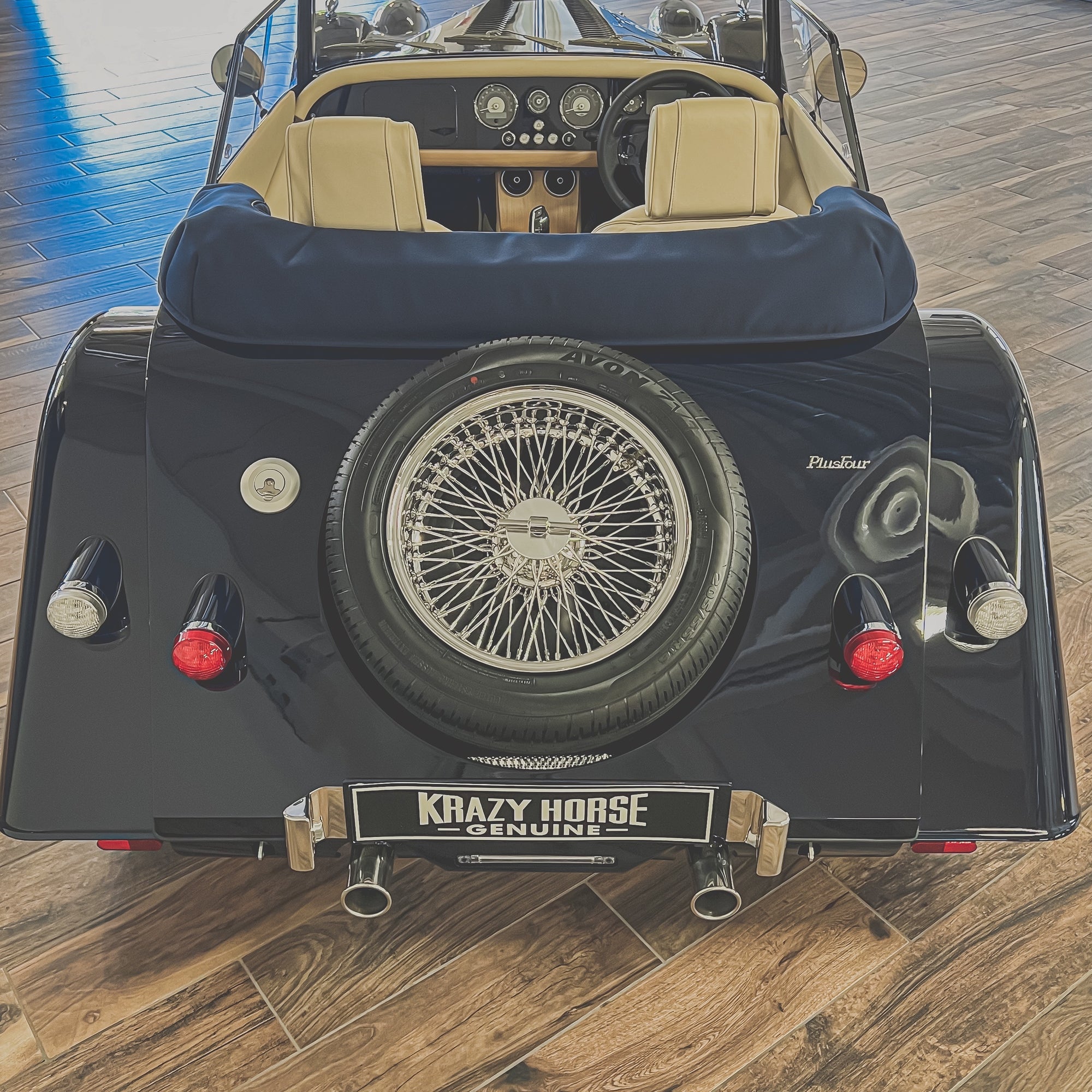 Morgan 23 Plus Four Auto - Classique Ferrari Blue