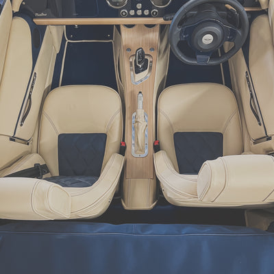 Morgan 23 Plus Four Auto - Classique Ferrari Blue