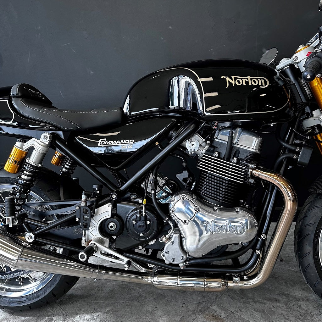 Norton Commando 961 CR - Matrix Black