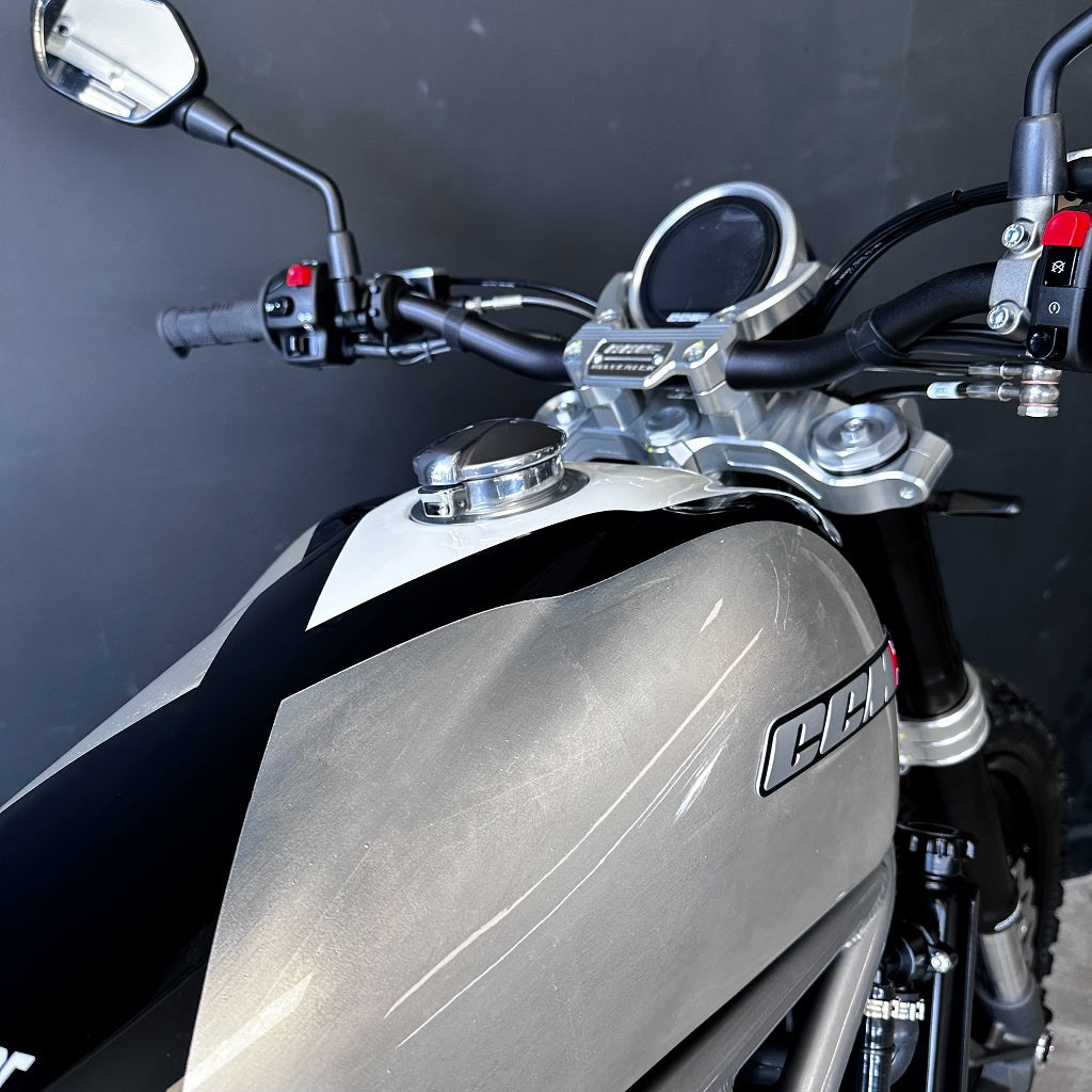 CCM MAVERICK ULTIMATE ‘24 SPEC “SIGNATURE” SE No 1 of 1