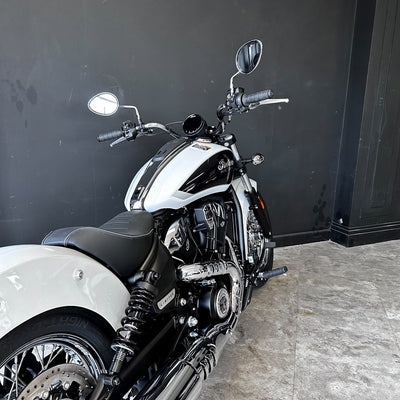 Indian Scout Classic Limited + Tech - Ghost White Metallic
