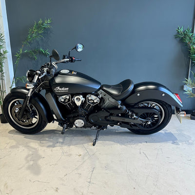 2017 INDIAN SCOUT PRELOVED - SMOKE BLACK WITH CRUSHER EXHAUST
