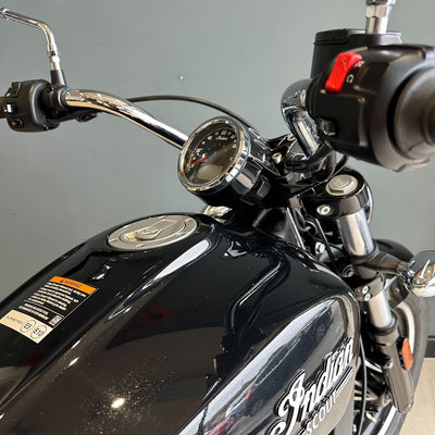 Indian Scout Classic -Gloss black - PreLoved