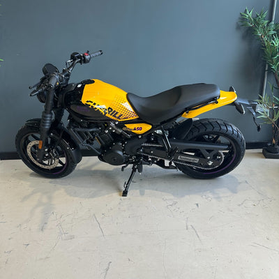 Royal Enfield Guerrilla 450 - Yellow Ribbon