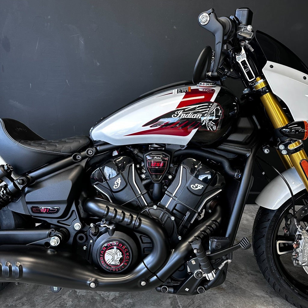 2025 Indian Scout 101 – GHOST WHITE
