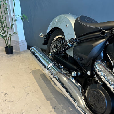 2025 INDIAN SCOUT SIXTY CLASSIC LIMITED - FROST SILVER