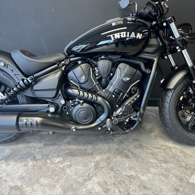 INDIAN SCOUT BOBBER 60 - BLACK METALLIC