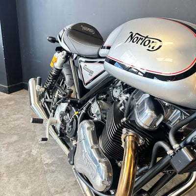 Norton Commando 961 Sport - Manx Silver