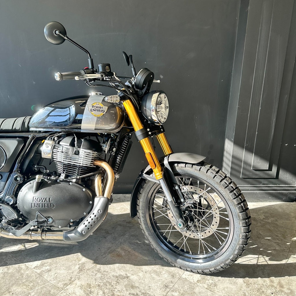 Royal Enfield Interceptor Bear 650 - GOLDEN SHADOW