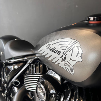 INDIAN CHIEF DARK HORSE - BLACK SMOKE