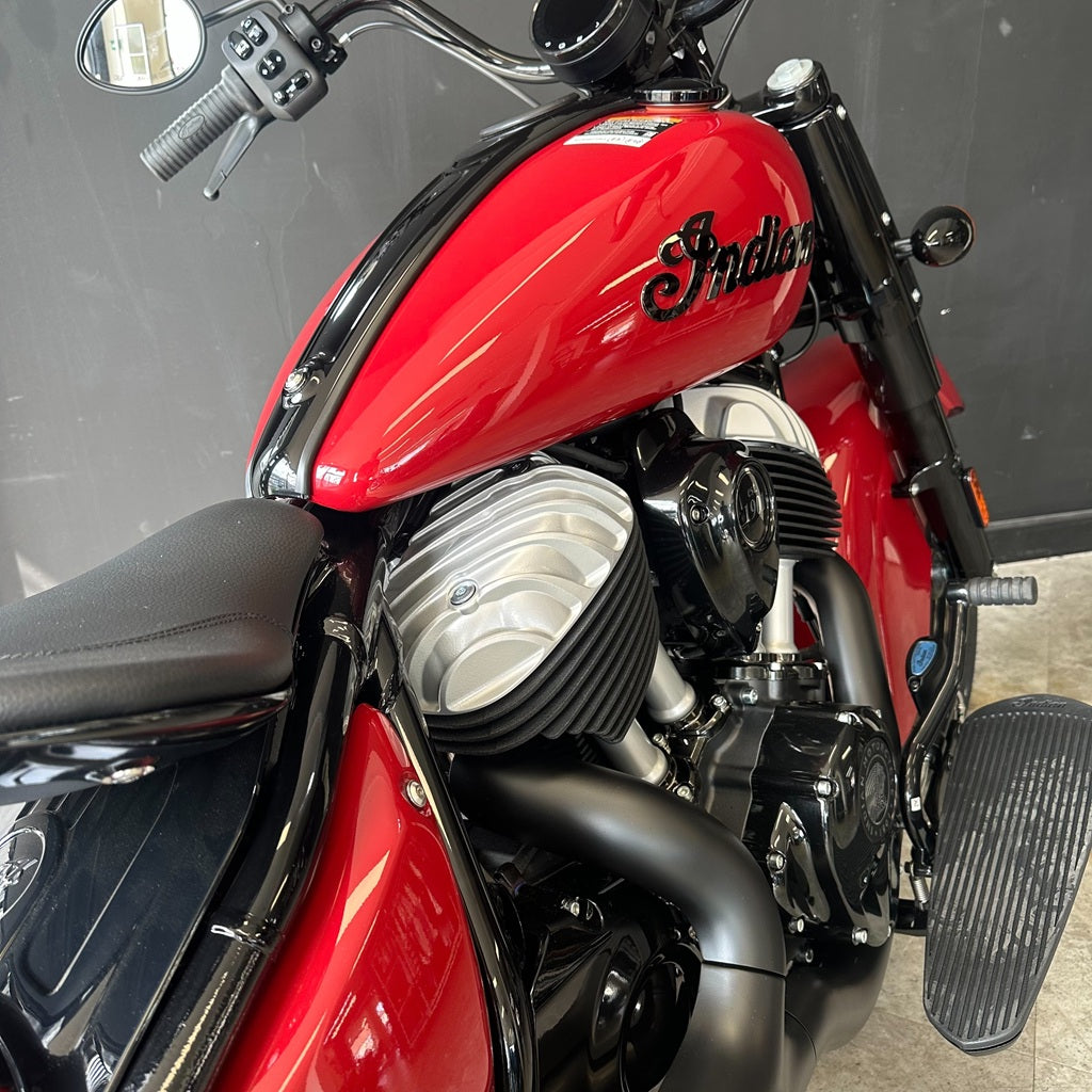 INDIAN CHIEF VINTAGE - INDIAN RED