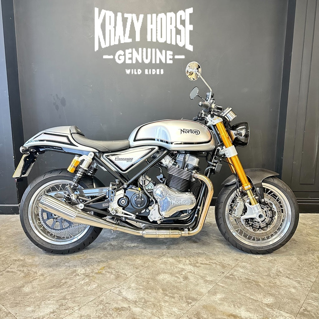 Norton Commando 961 SP - Manx Silver - Preloved