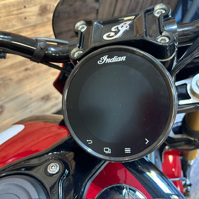 INDIAN SCOUT 101 - Sunset red with Graphics - Preloved