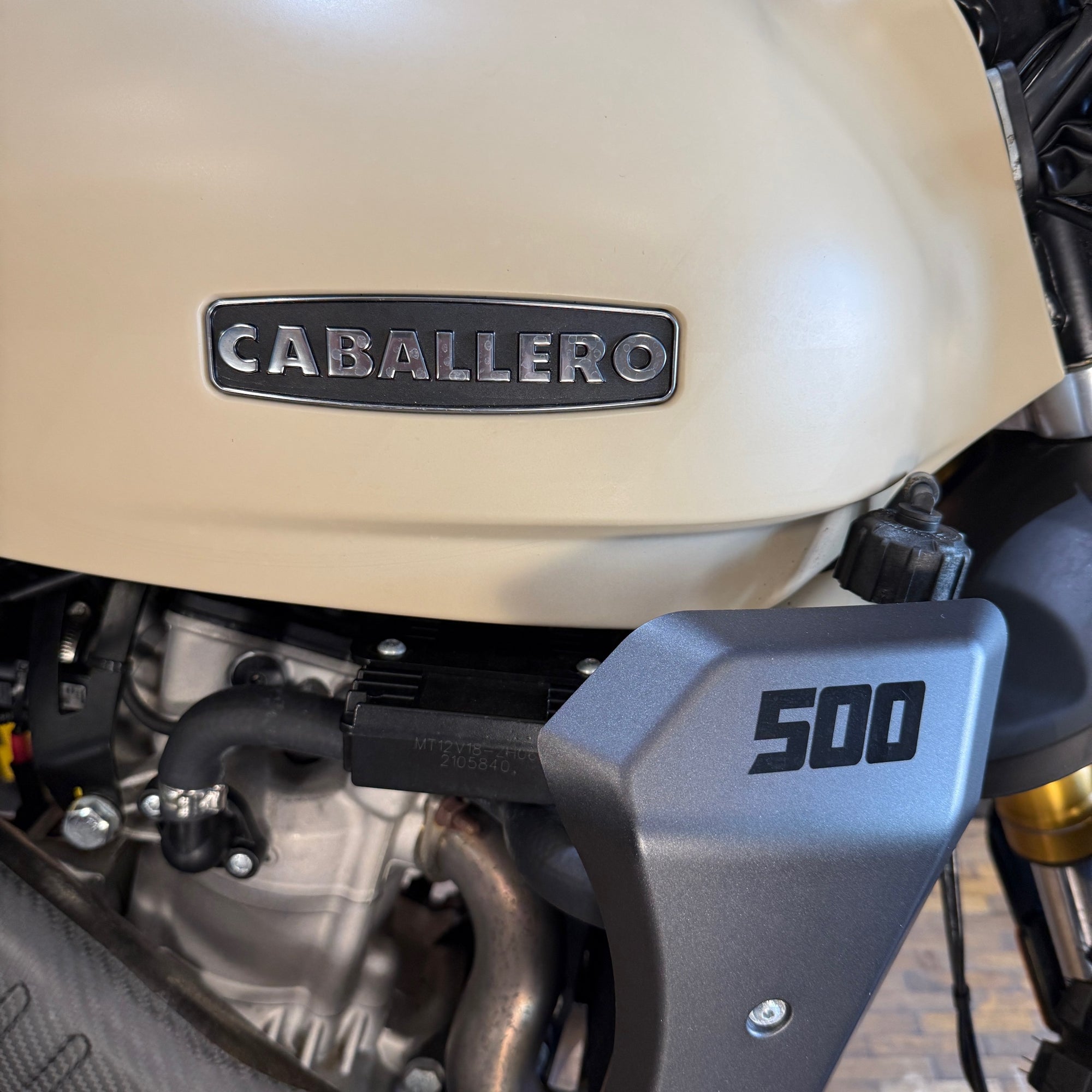 FANTIC CABALLERO RALLY 500 - SAND - PreLoved