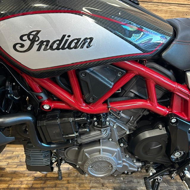 INDIAN FTR CARBON - Carbon fibre - Preloved