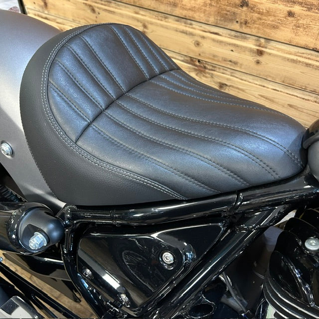INDIAN CHIEF BOBBER DARK HORSE - Titanium smoke - PreLoved