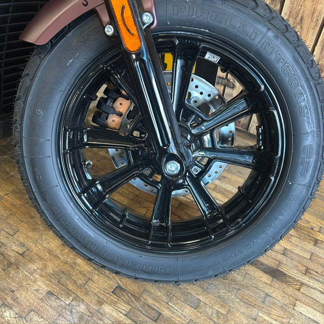 INDIAN SCOUT BOBBER BASE - Maroon smoke